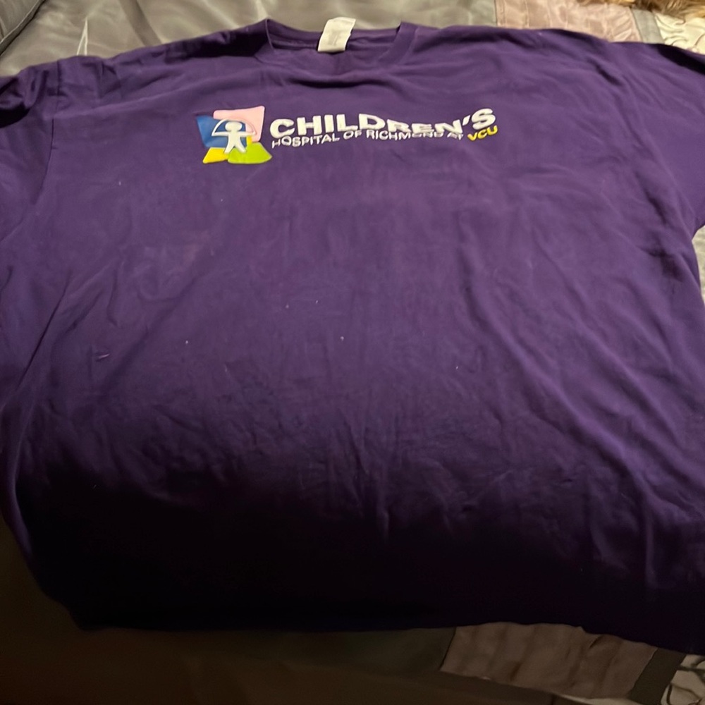 Unisex shortsleeved T-shirt from Childrens Hospital of Richmond at VCU SIZE 2X